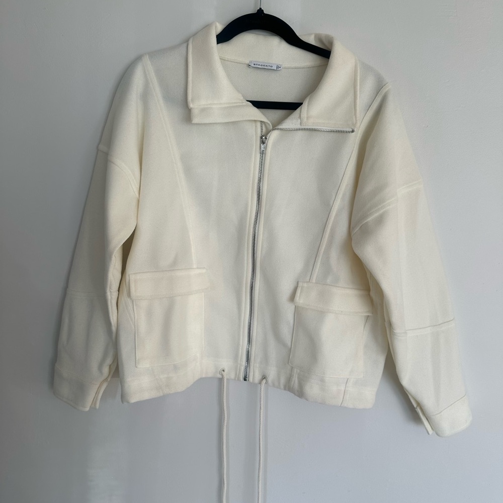 Staccato Jacket Beige/ White Size Small‎ Excellent Condition NWOT